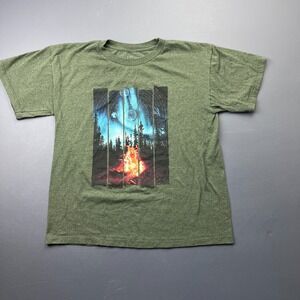 Capsule T-Shirt Boys Large Green Campfire Graphic Outdoor Hiking Adventure Tee